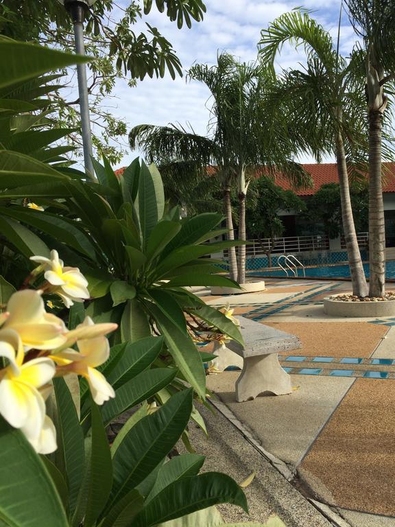 View Talay 5D Golf Apartment Pattaya Phòng bức ảnh